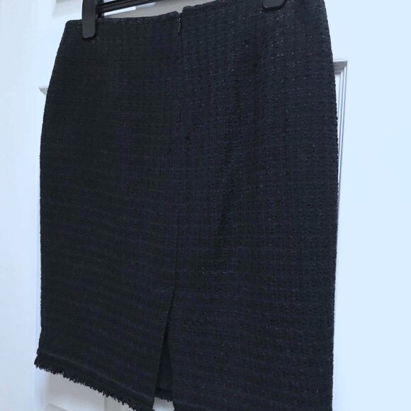 Cute Talbots Black Textured Pencil Skirt with FUN Furry Hem!!! - Picture 10 of 15